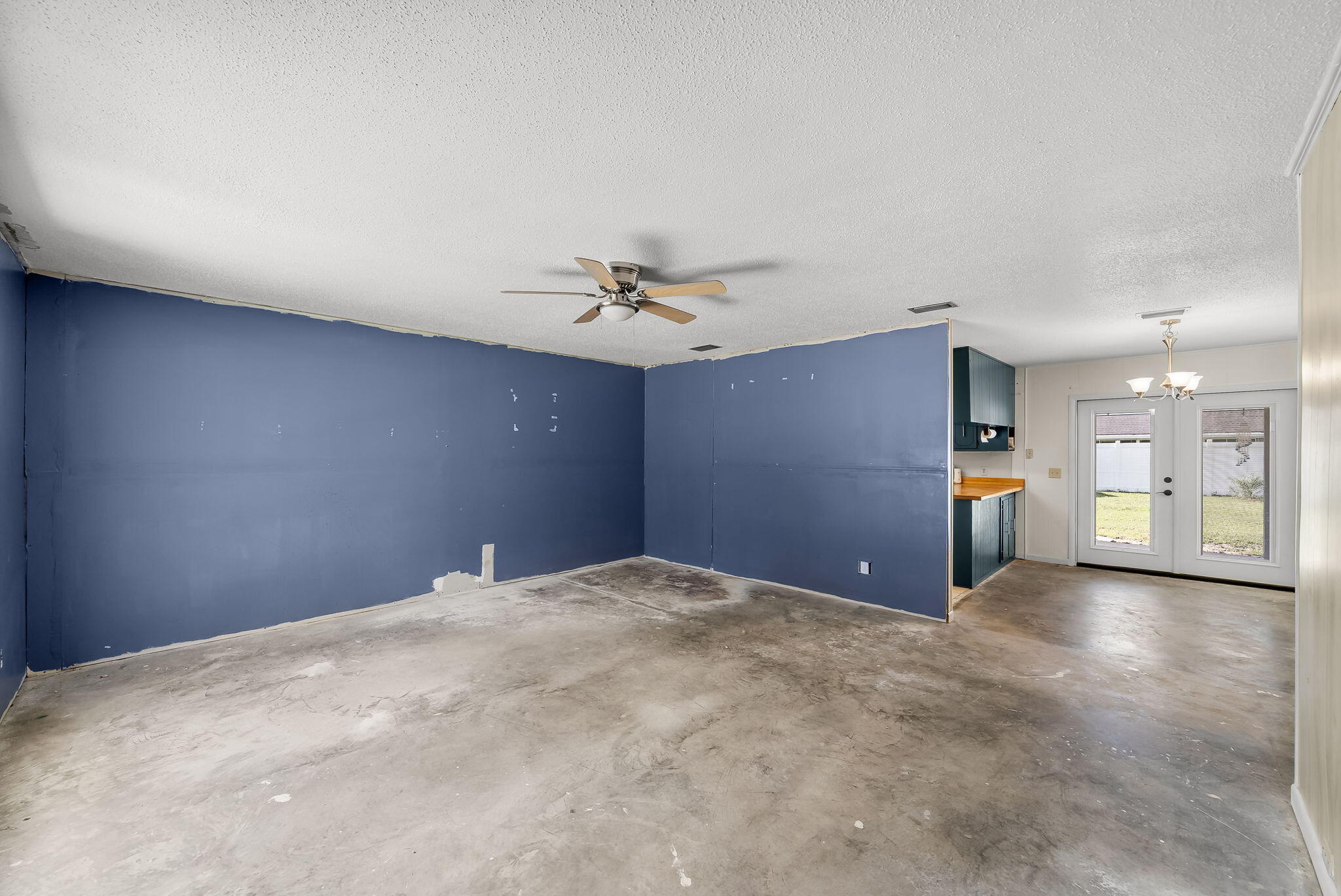 PITTS 1ST ADDN TO PARKER - Residential
