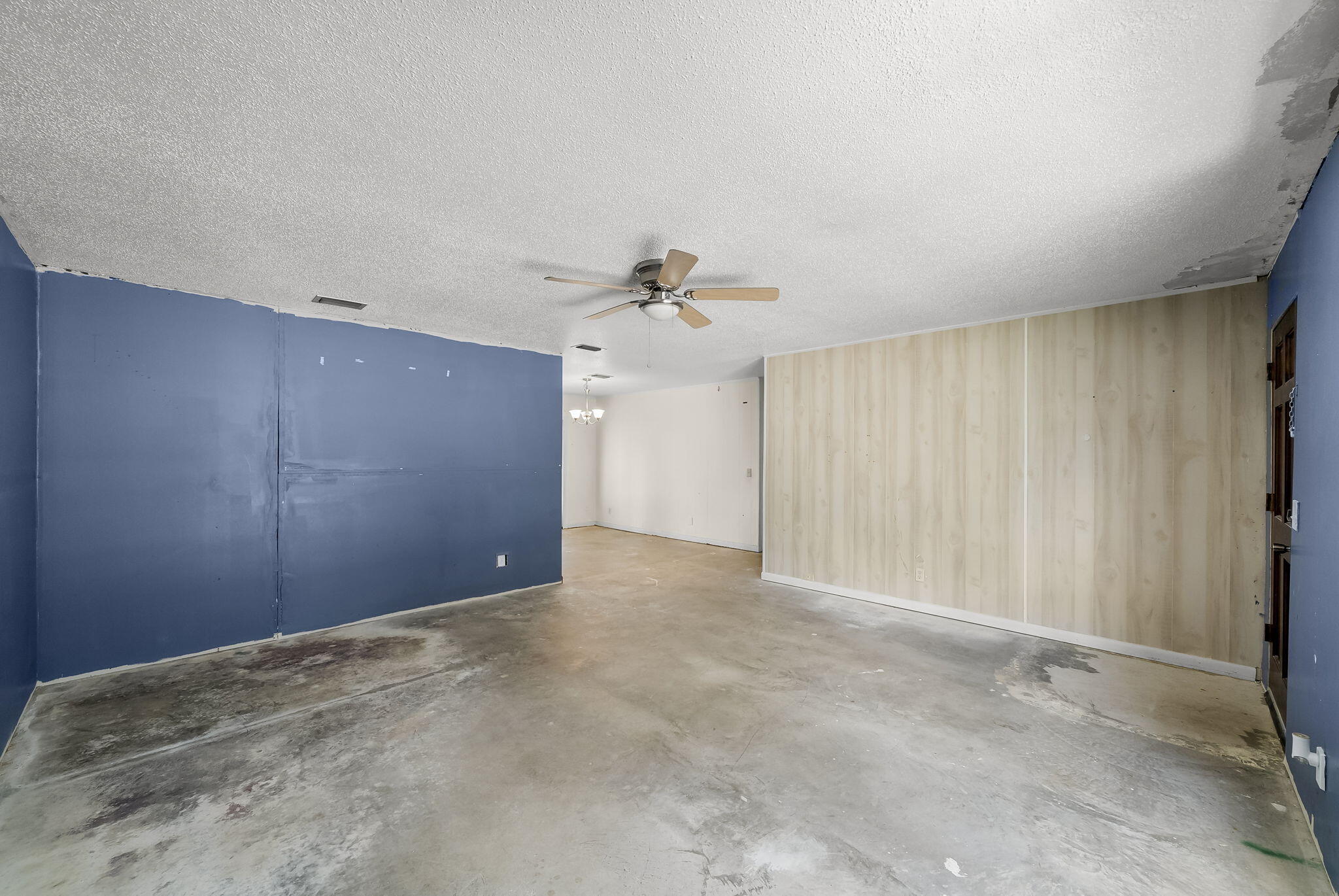 PITTS 1ST ADDN TO PARKER - Residential