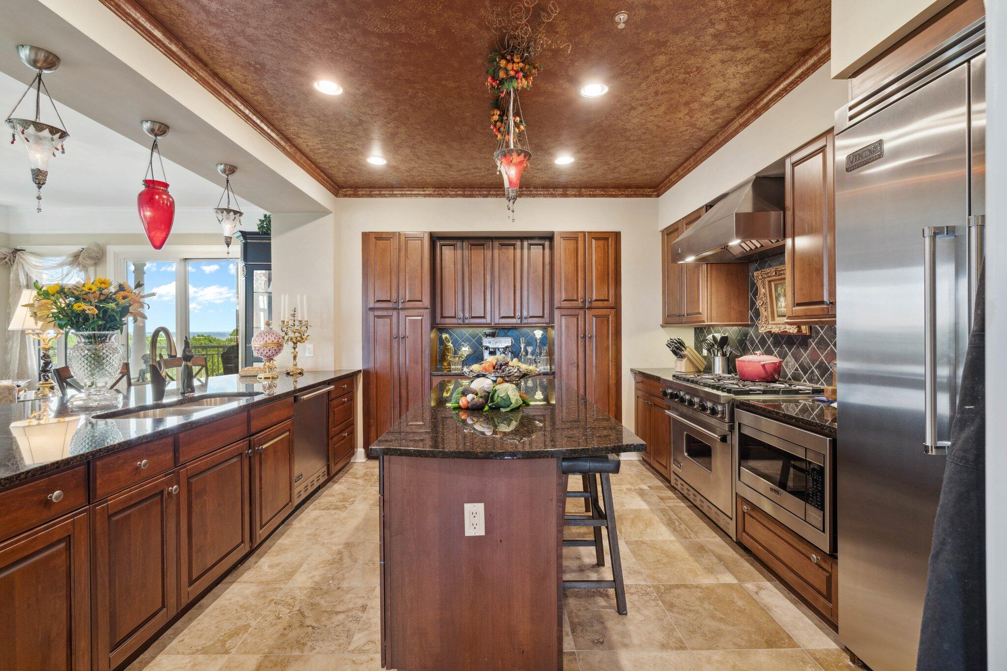 ONE WATER PLACE at Kelly Plantation - Residential