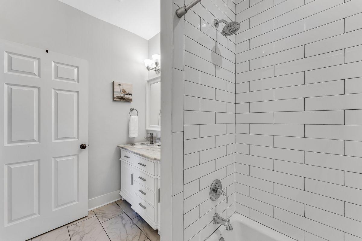 GROVE BY THE SEA 1ST ADDN - Residential