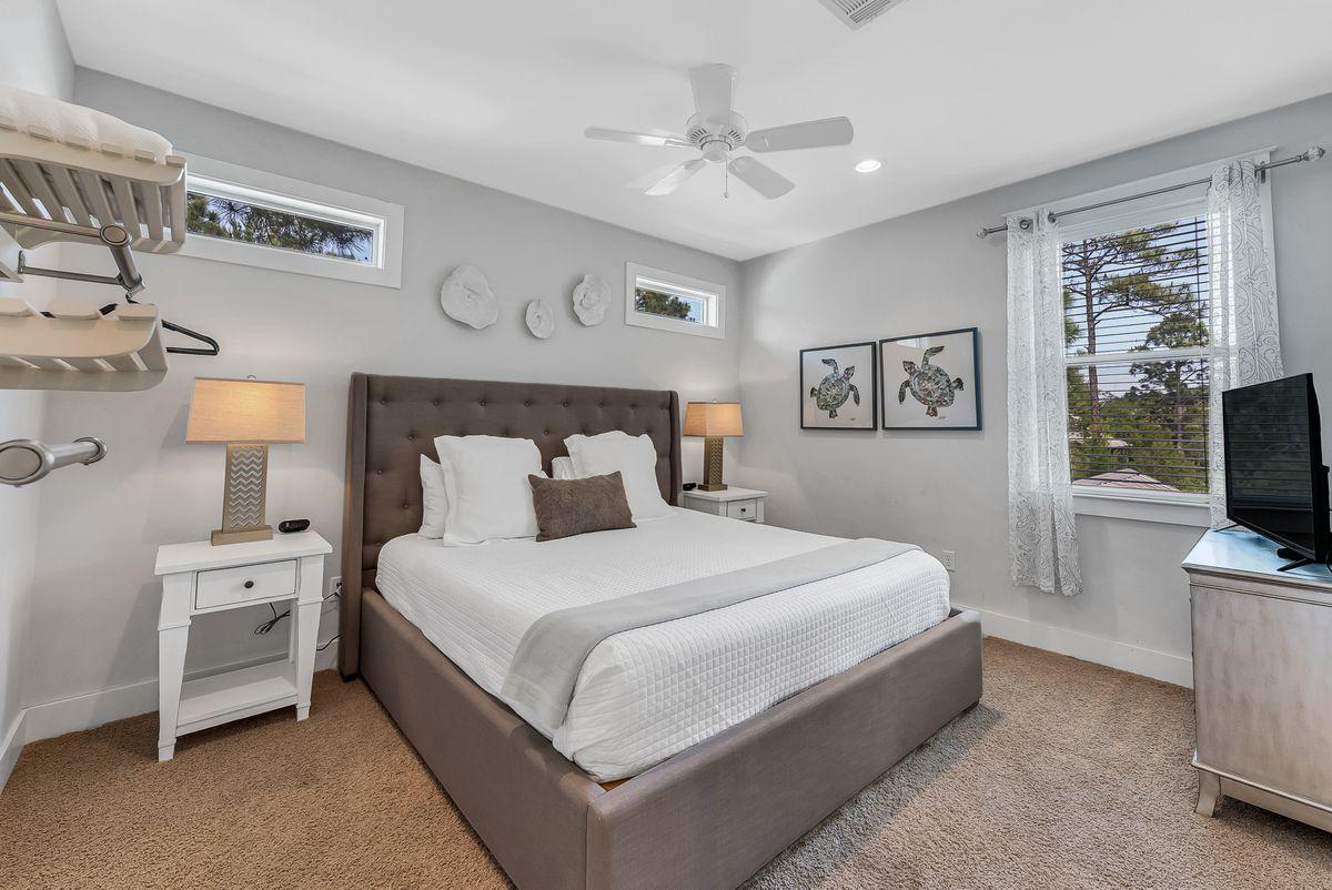 GROVE BY THE SEA 1ST ADDN - Residential