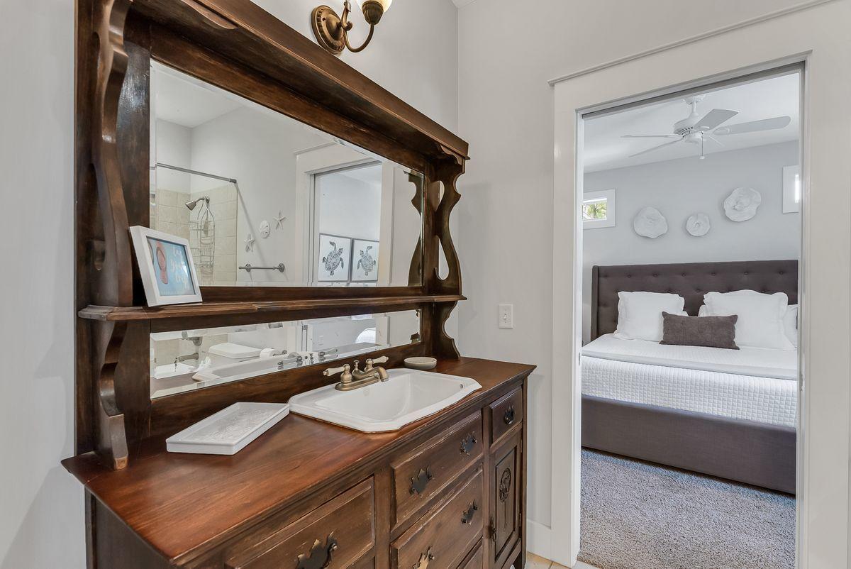 GROVE BY THE SEA 1ST ADDN - Residential