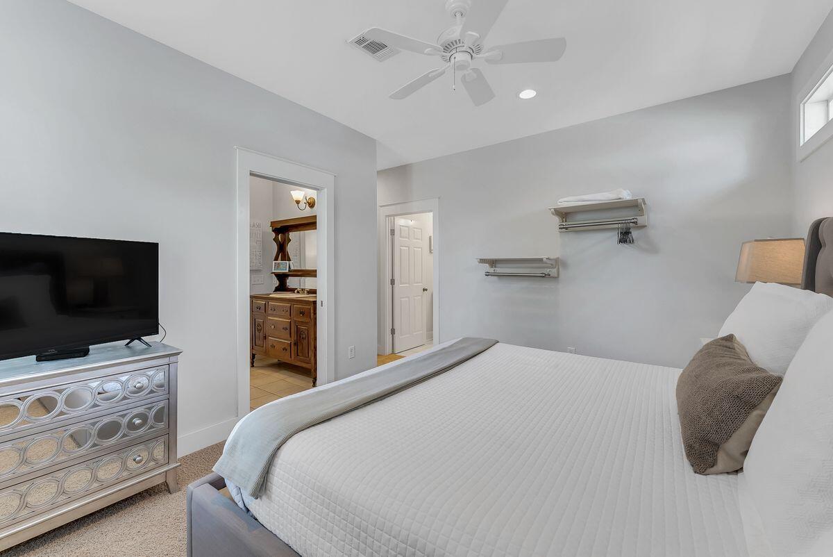 GROVE BY THE SEA 1ST ADDN - Residential