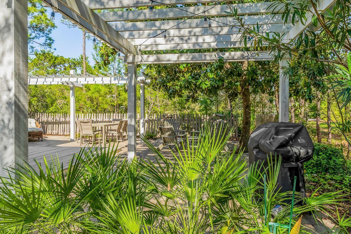 GROVE BY THE SEA 1ST ADDN - Residential