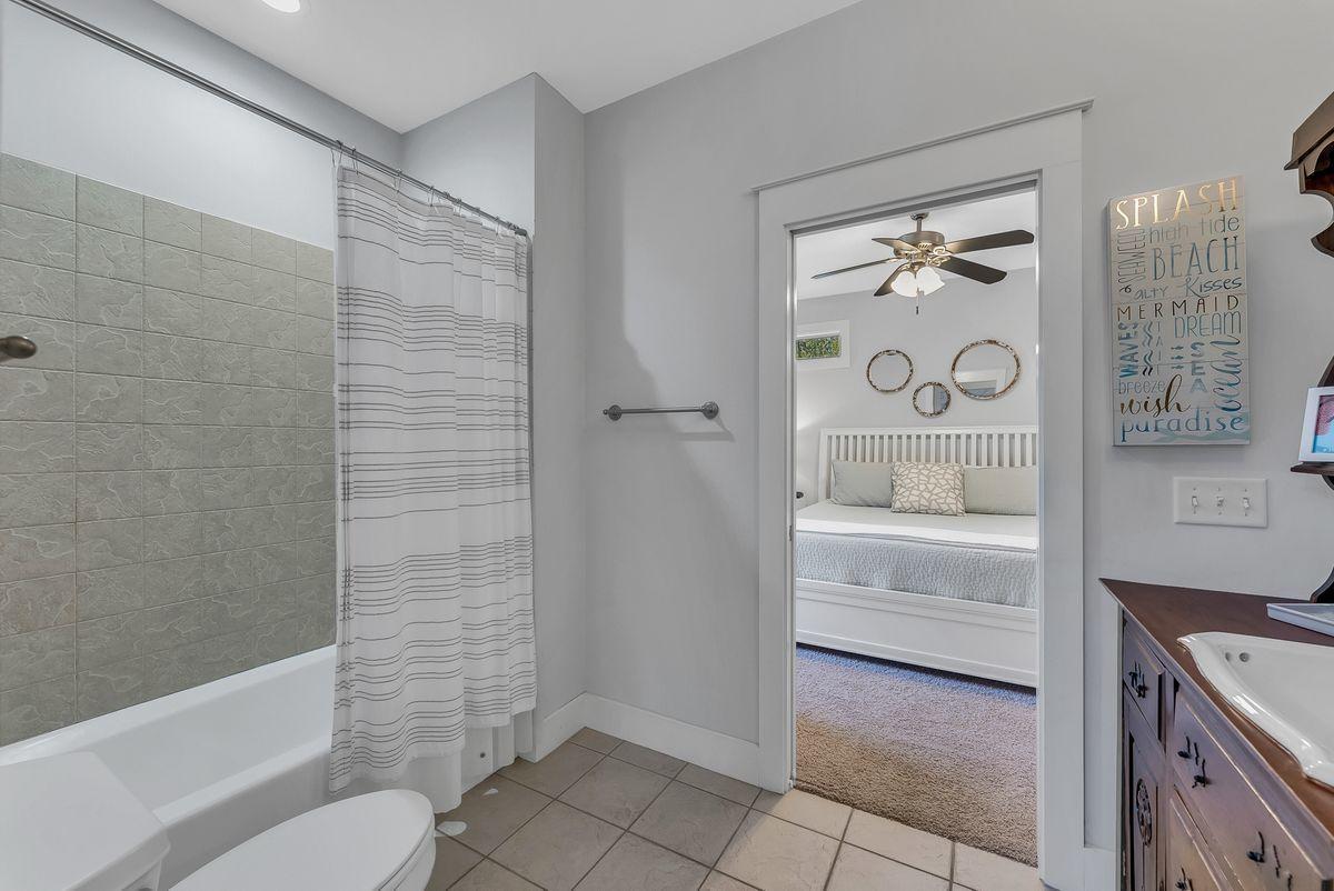 GROVE BY THE SEA 1ST ADDN - Residential