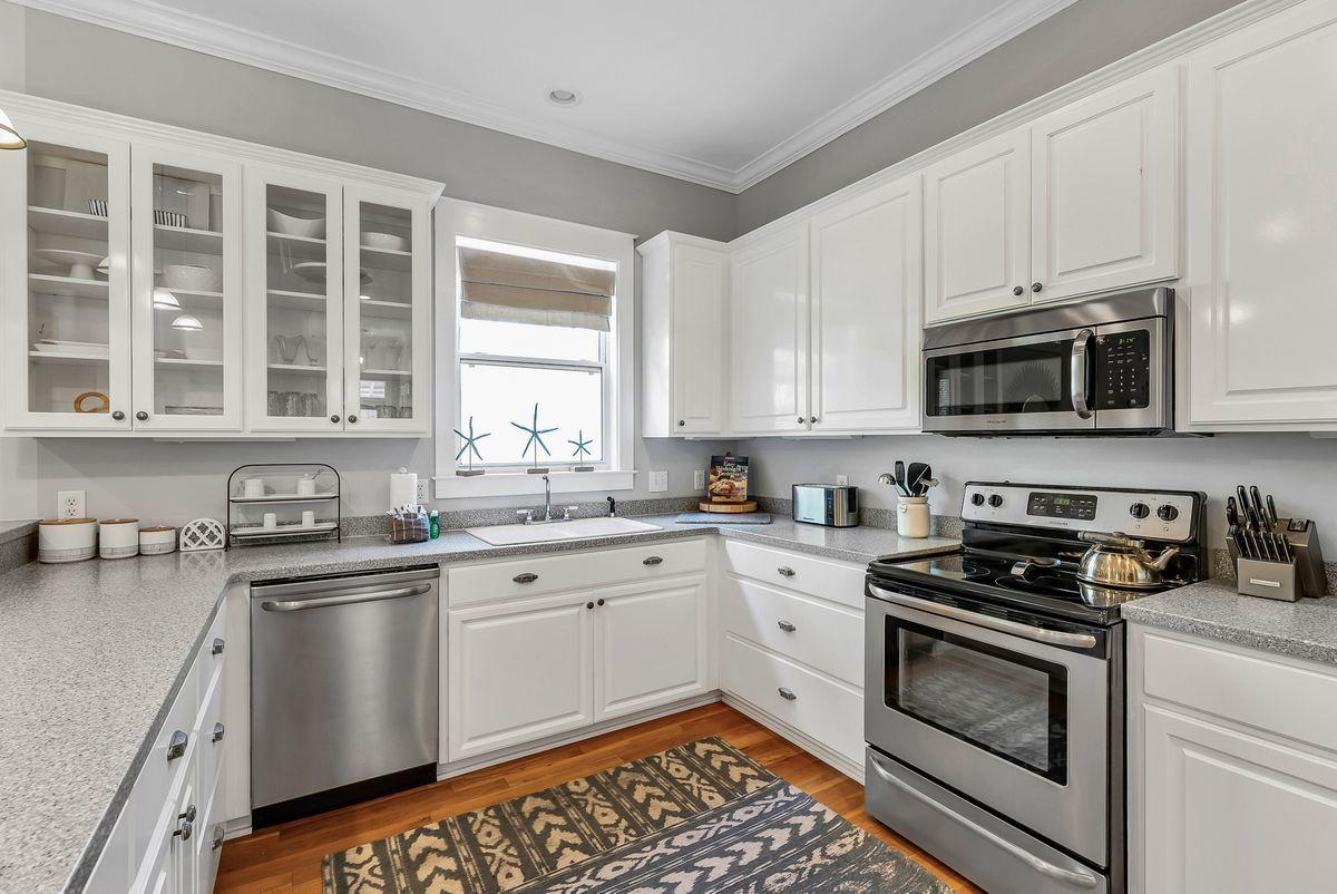 GROVE BY THE SEA 1ST ADDN - Residential