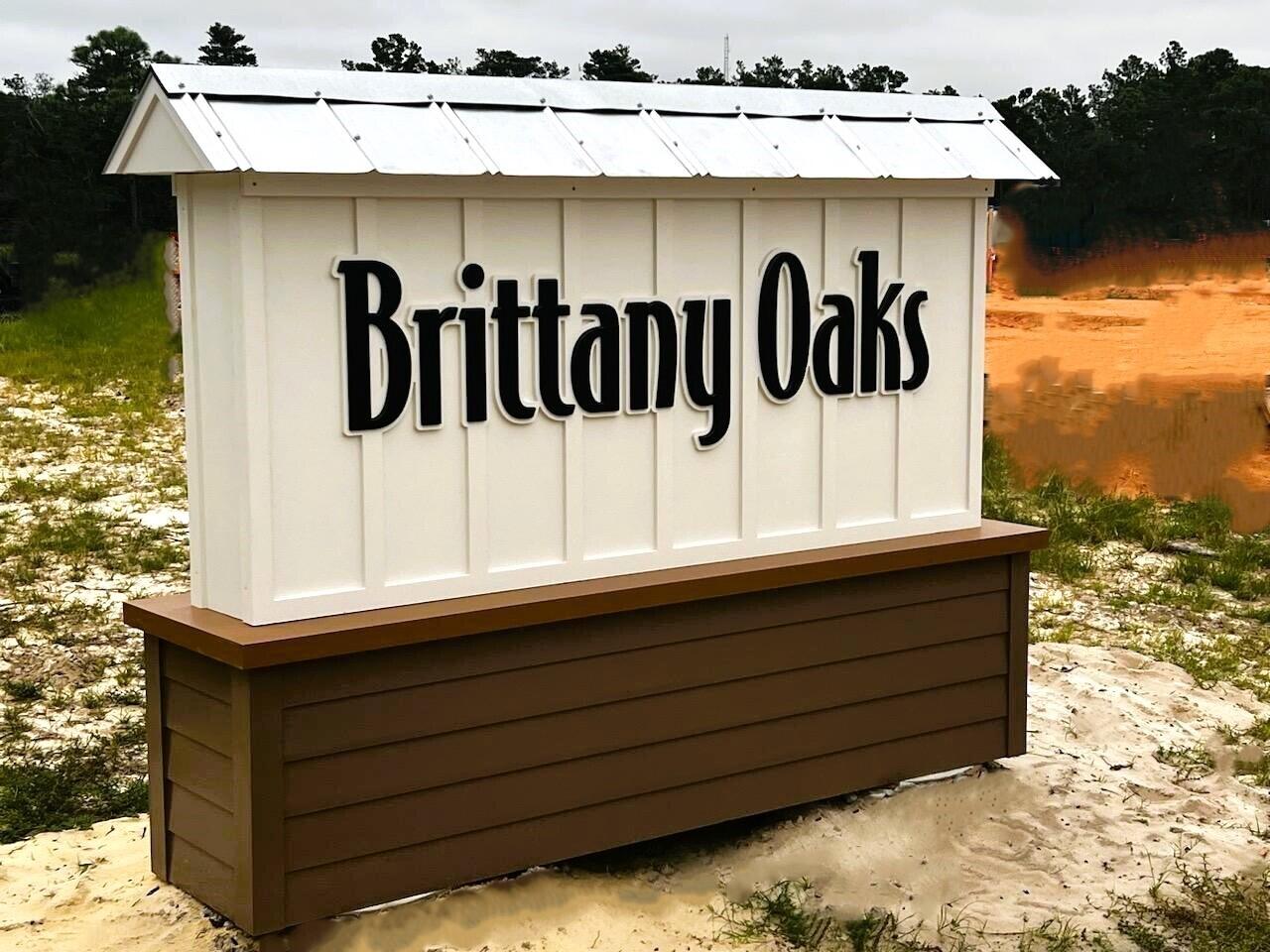 BRITTANY OAKS VILLAS - Residential
