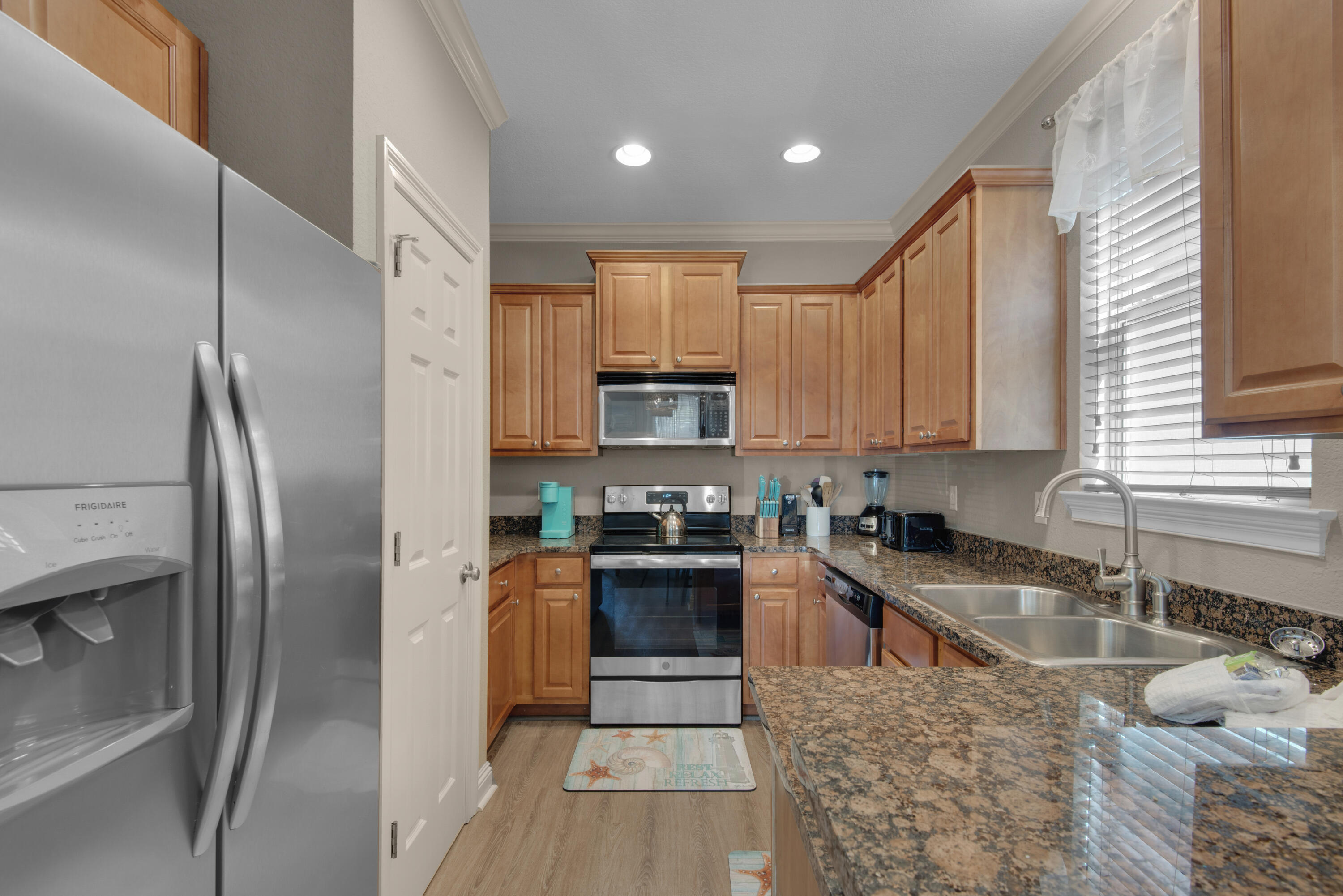 VILLAGES OF CRYSTAL BEACH - Residential