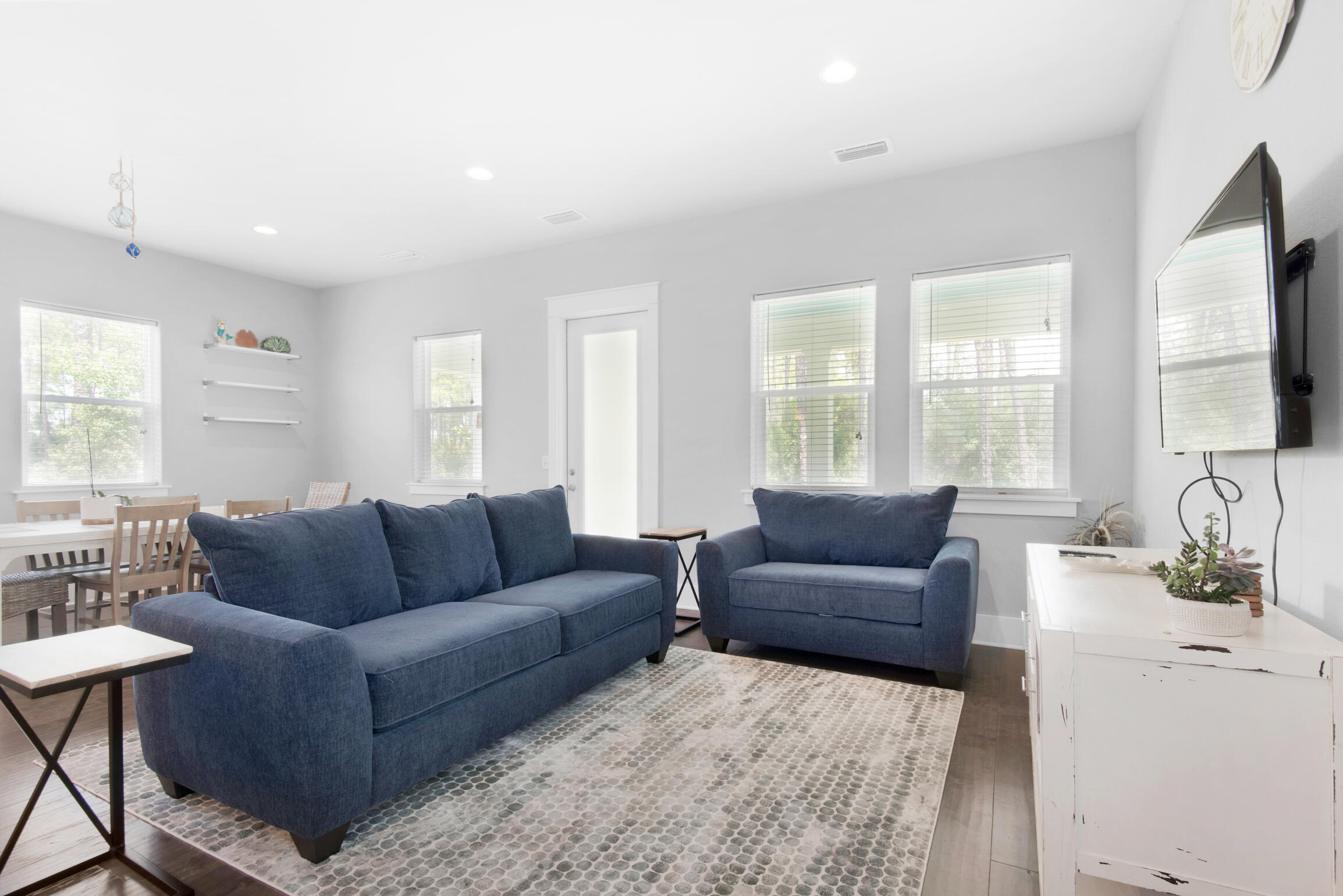 FRANGISTA BEACH 2ND ADDN - Residential