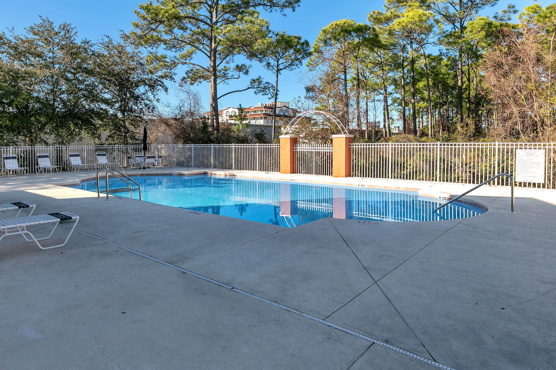 FRANGISTA BEACH 2ND ADDN - Residential