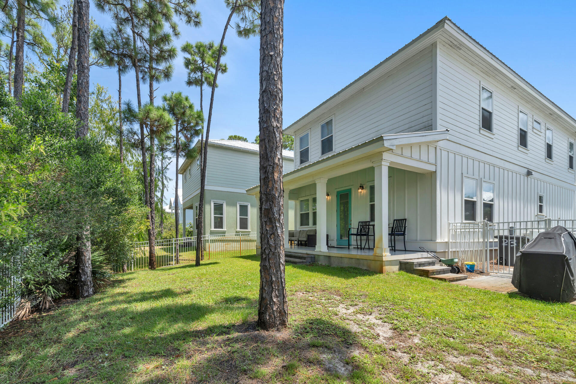FRANGISTA BEACH 2ND ADDN - Residential