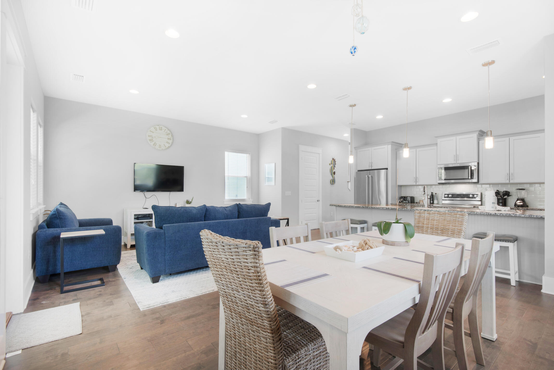 FRANGISTA BEACH 2ND ADDN - Residential