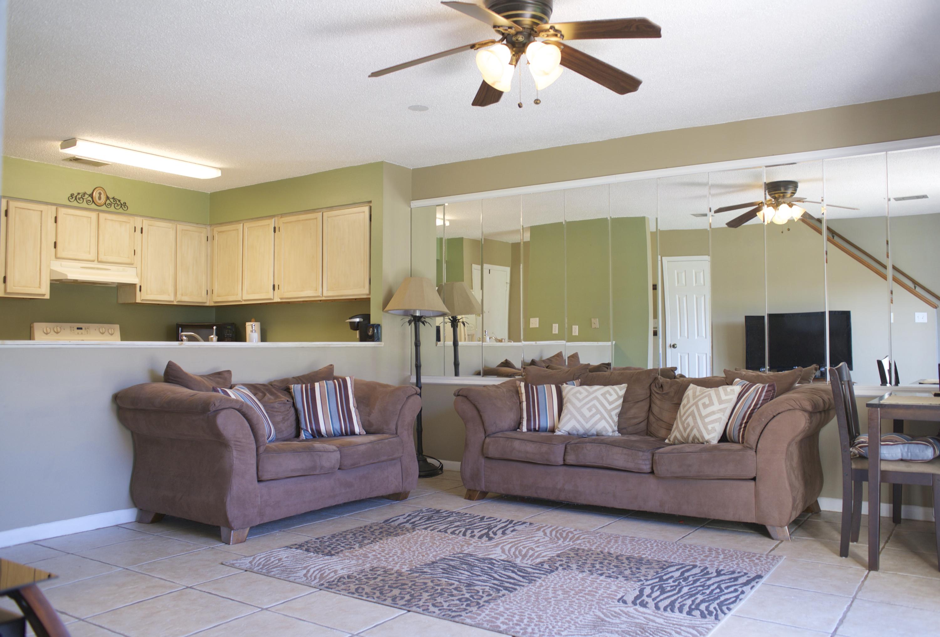 LA MAR WEST T/H PH II UNIT 303 - Residential