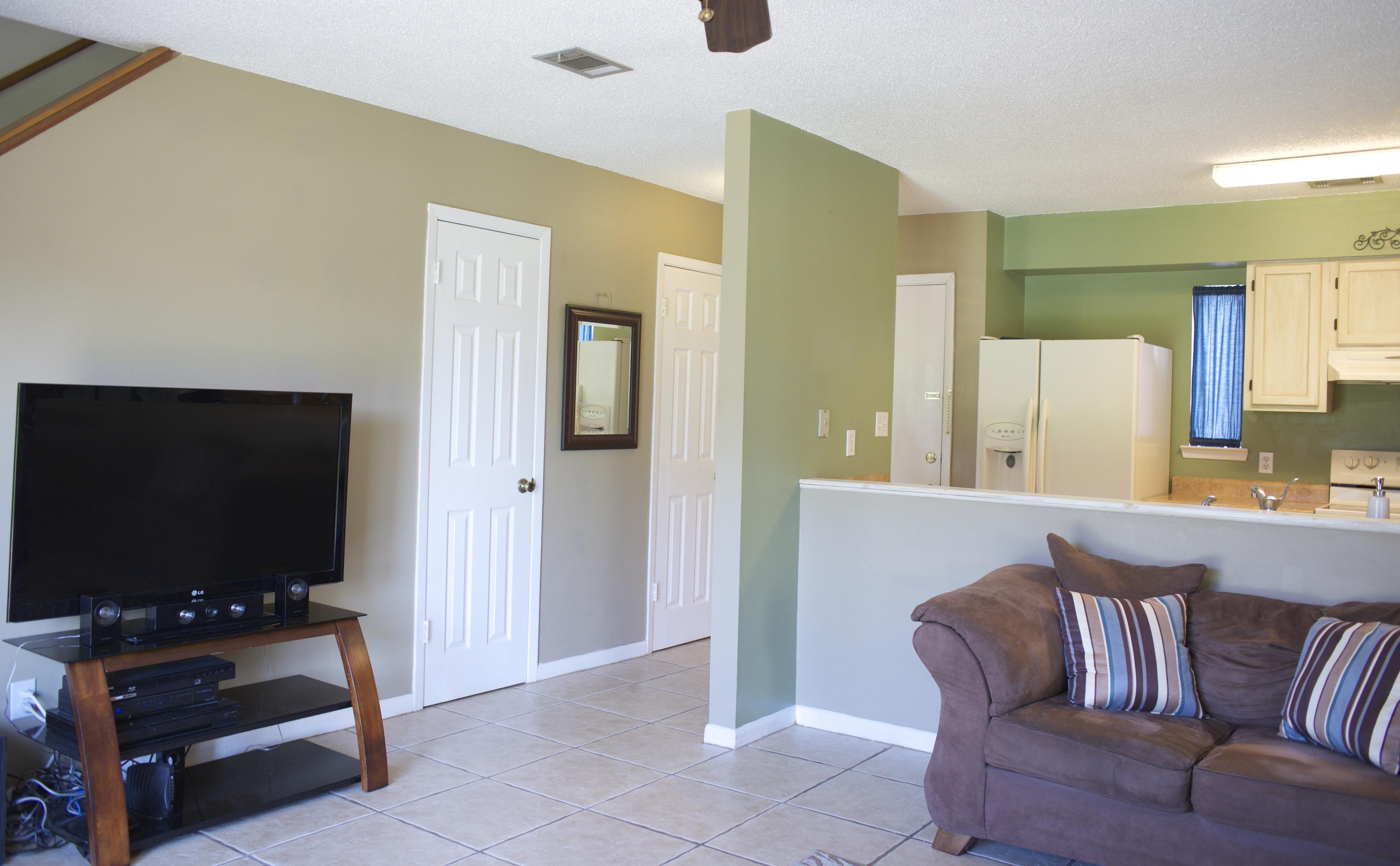 LA MAR WEST T/H PH II UNIT 303 - Residential