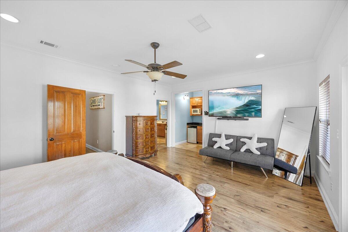 VILLAGES OF CRYSTAL BEACH - Residential