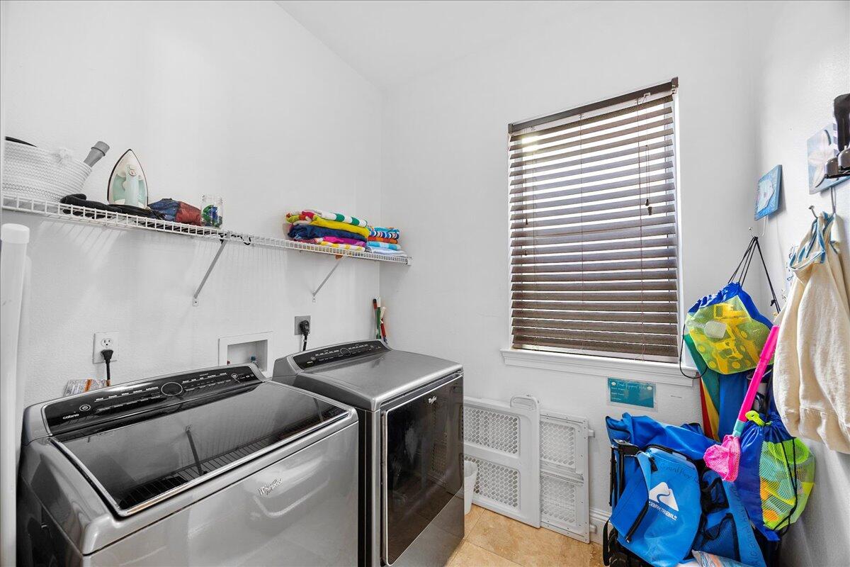 VILLAGES OF CRYSTAL BEACH - Residential