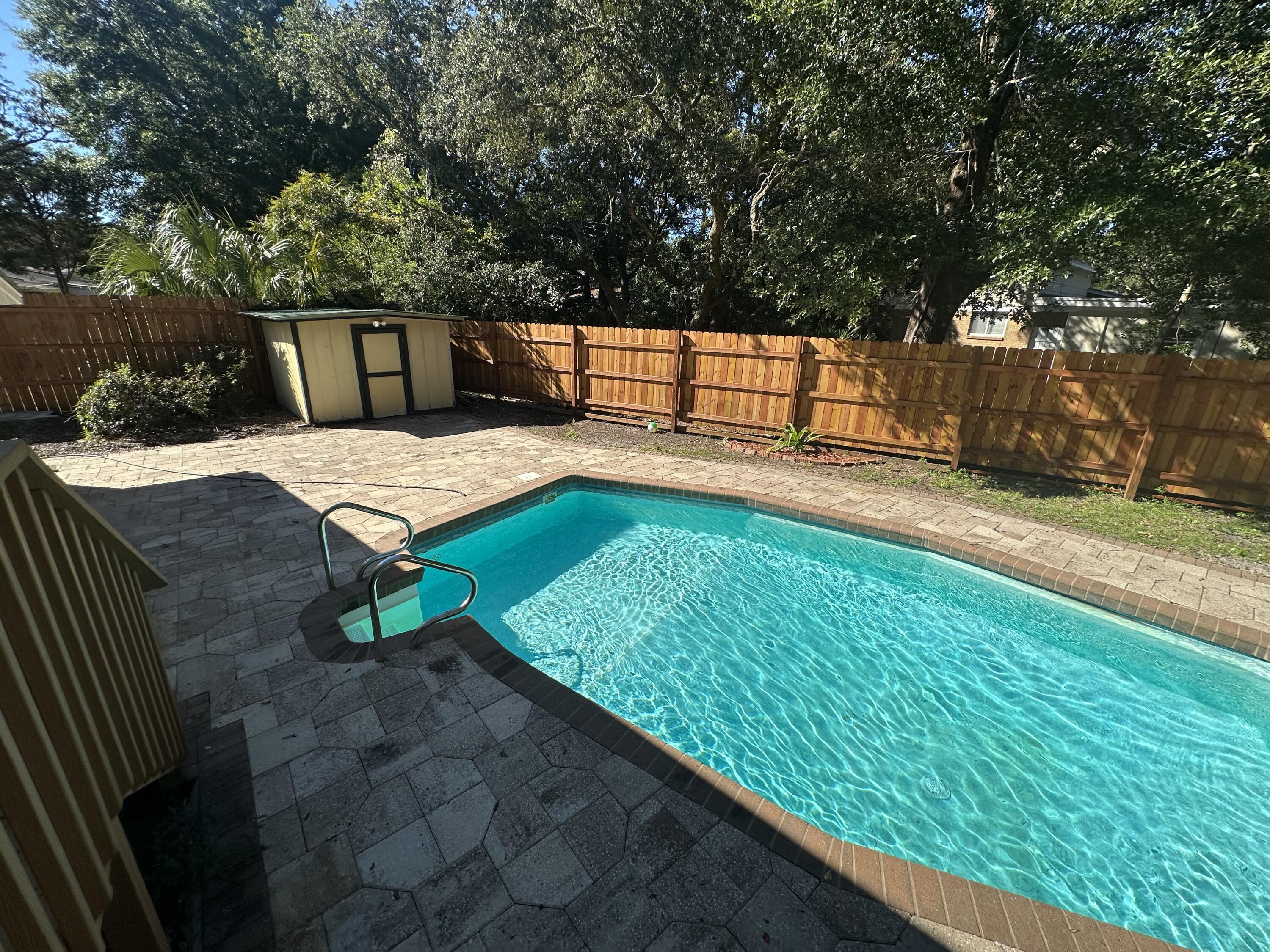 COLONY ESTATES - Residential