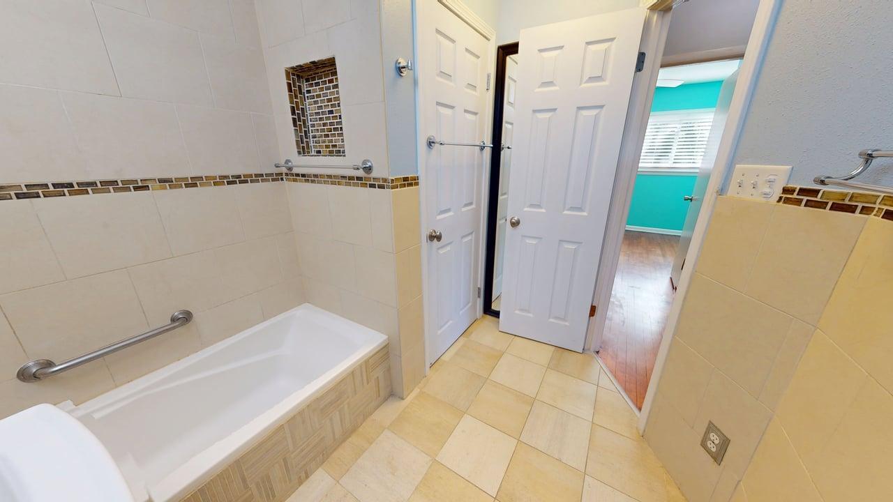 COLONY ESTATES - Residential