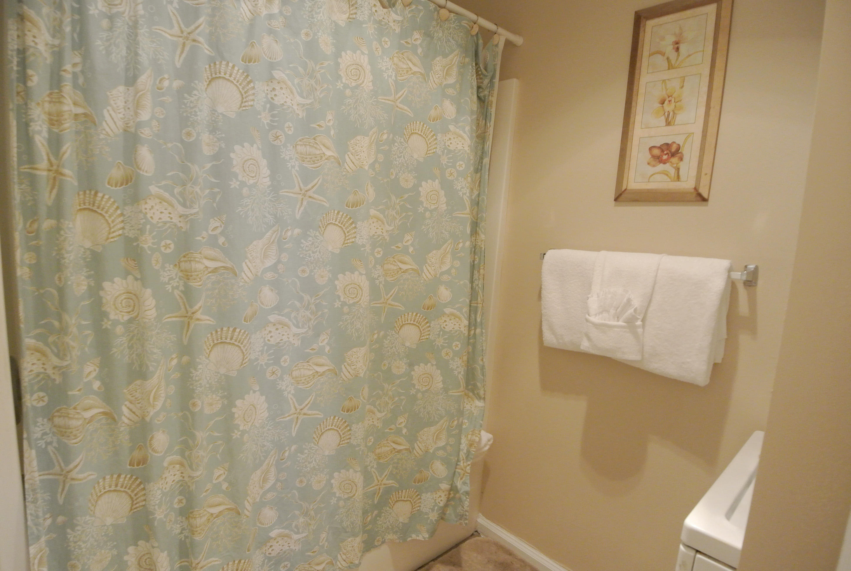 WINDANCER CONDO - Residential