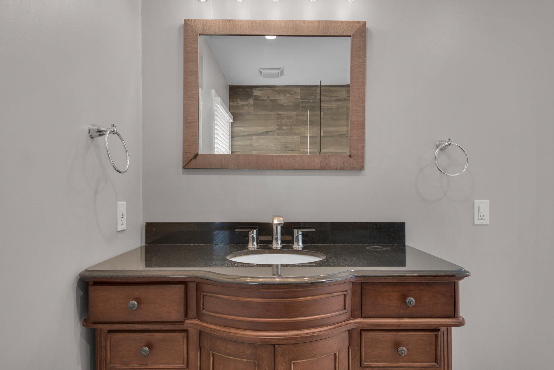 BEL AIR - Residential