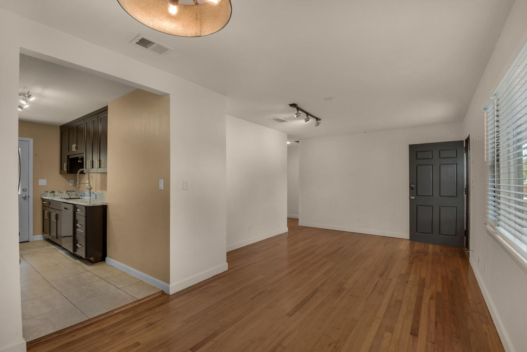 BEL AIR - Residential