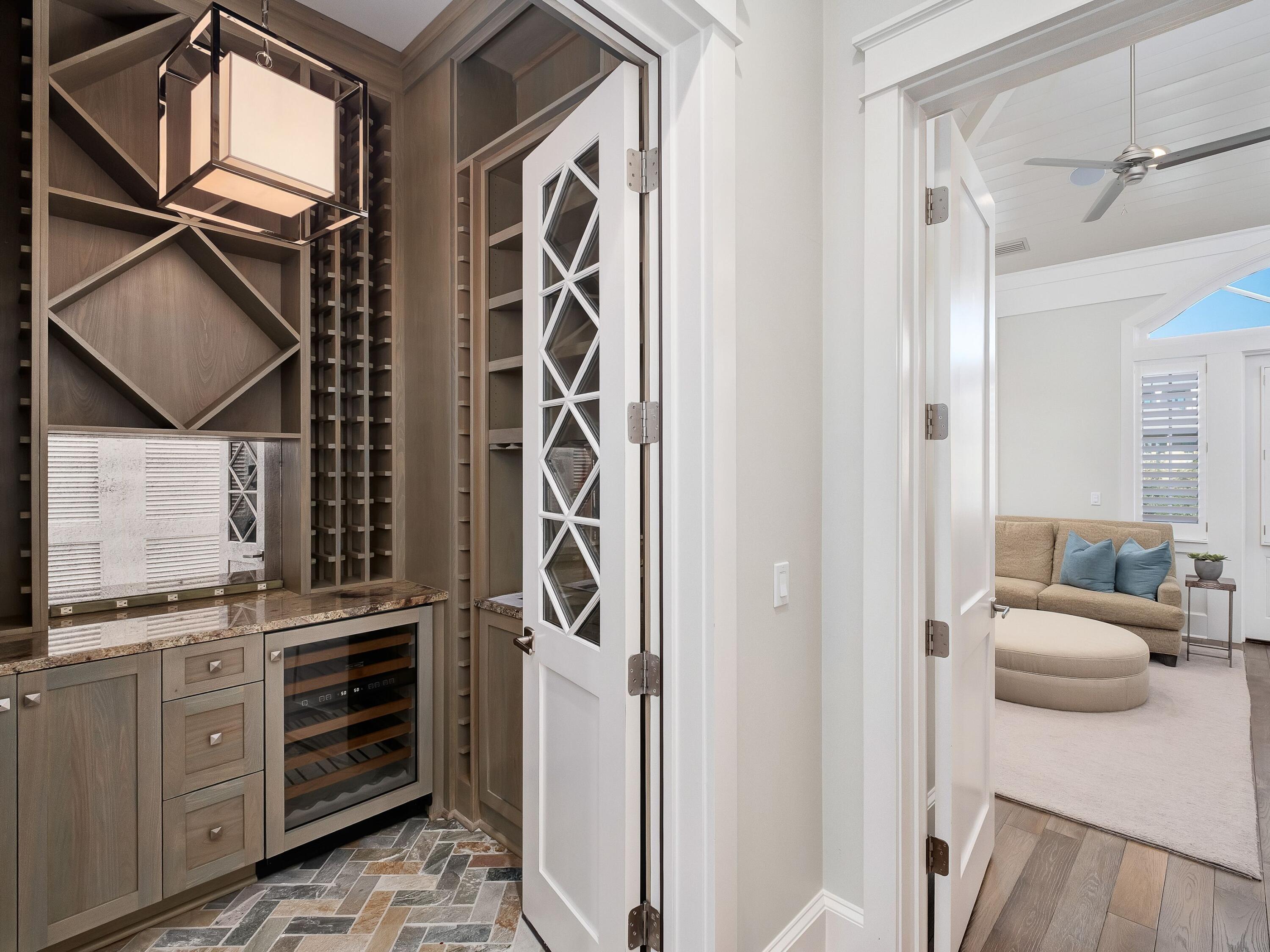 RETREAT THE - Residential