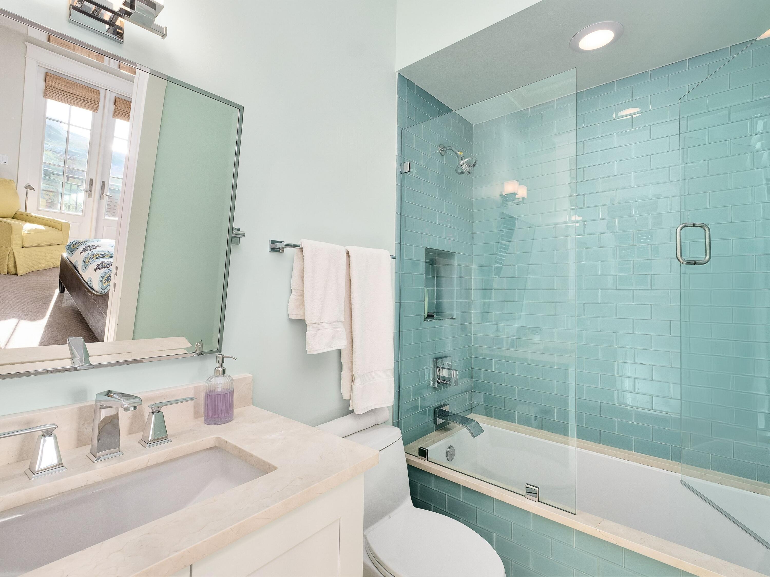 RETREAT THE - Residential