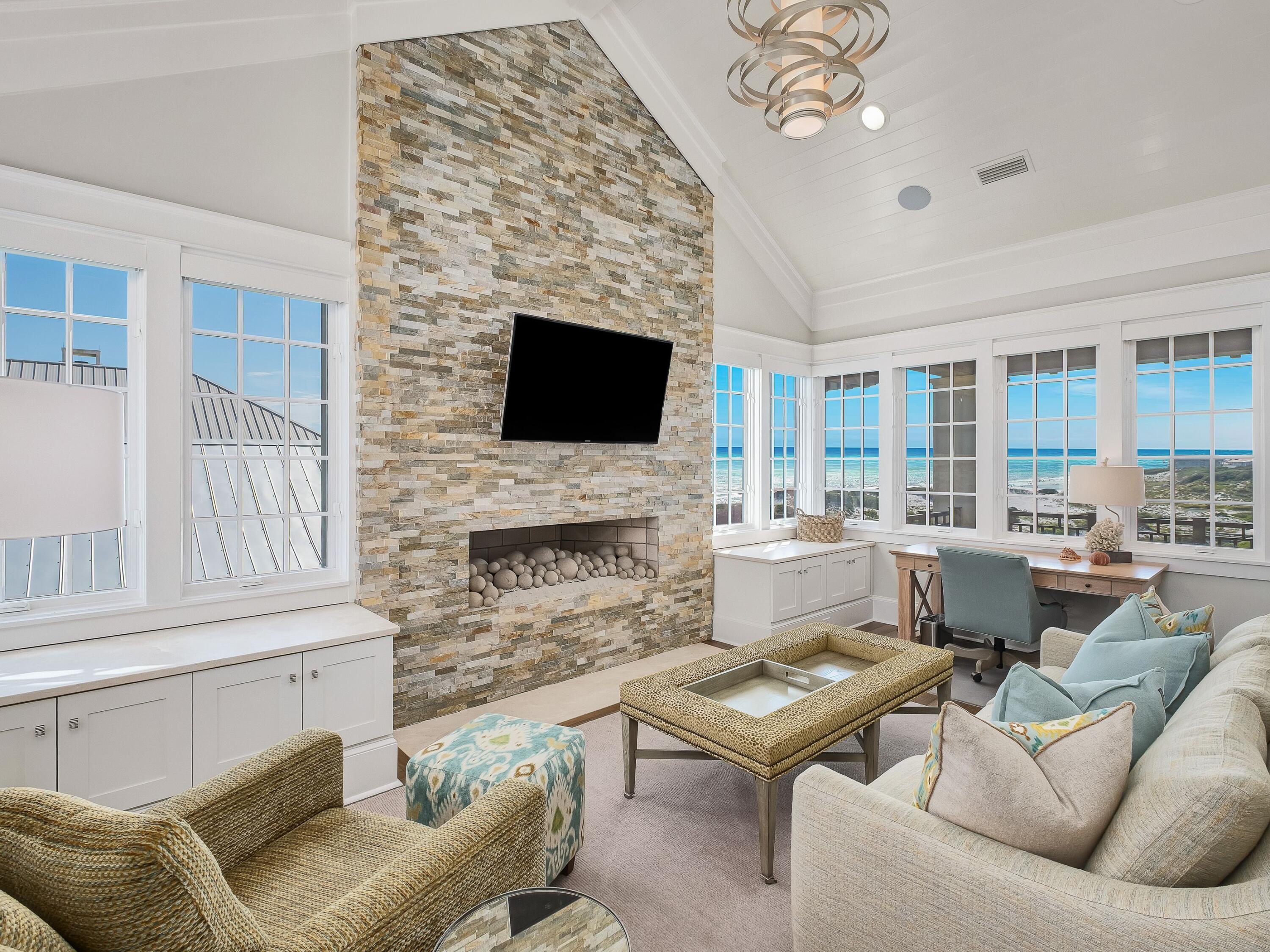 RETREAT THE - Residential