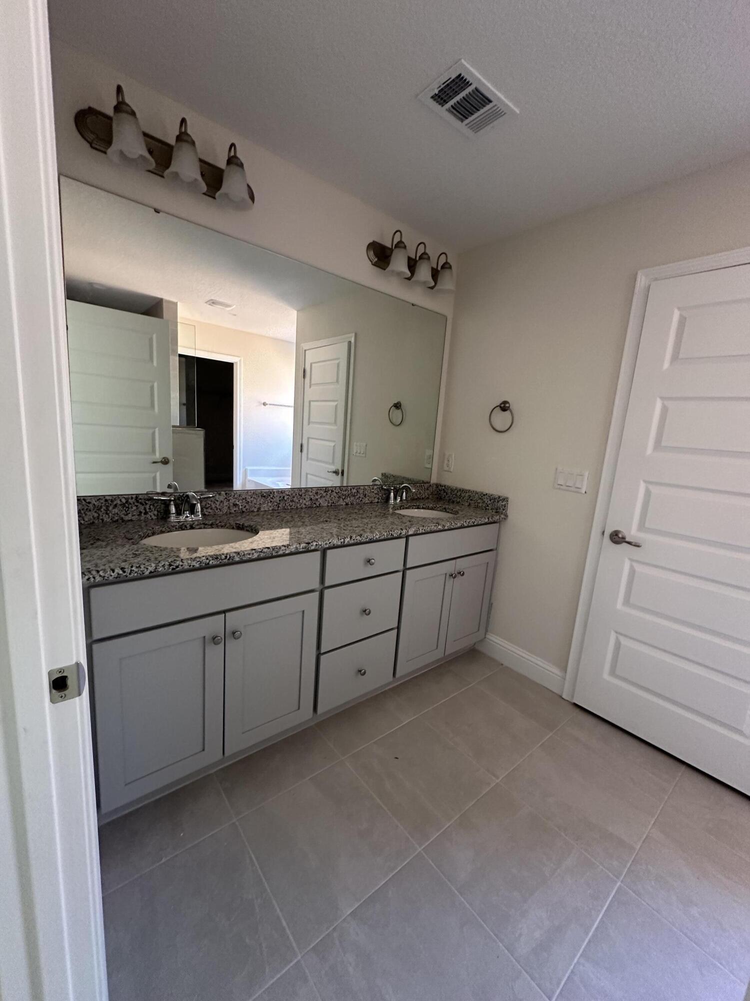 CREETS LANDING - Residential