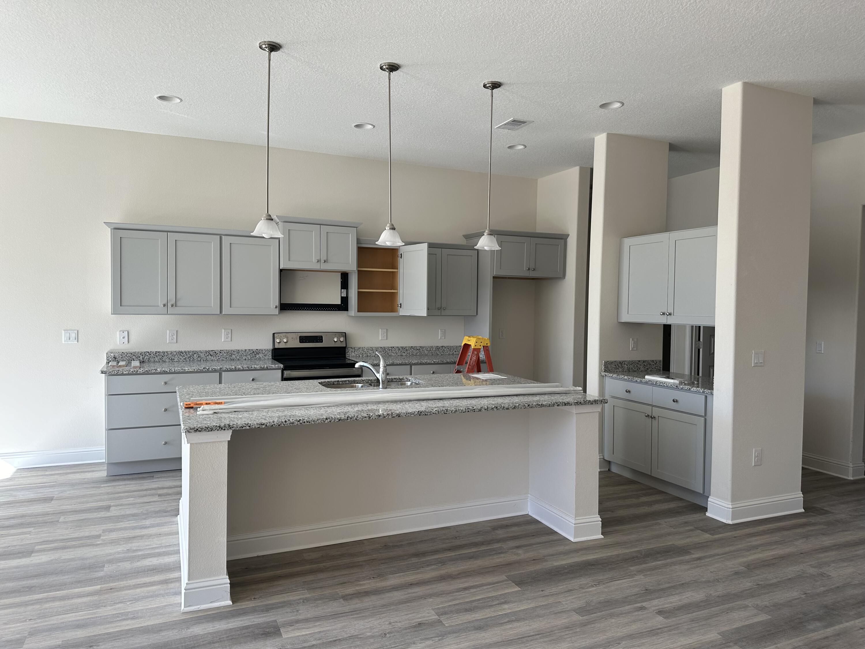 CREETS LANDING - Residential