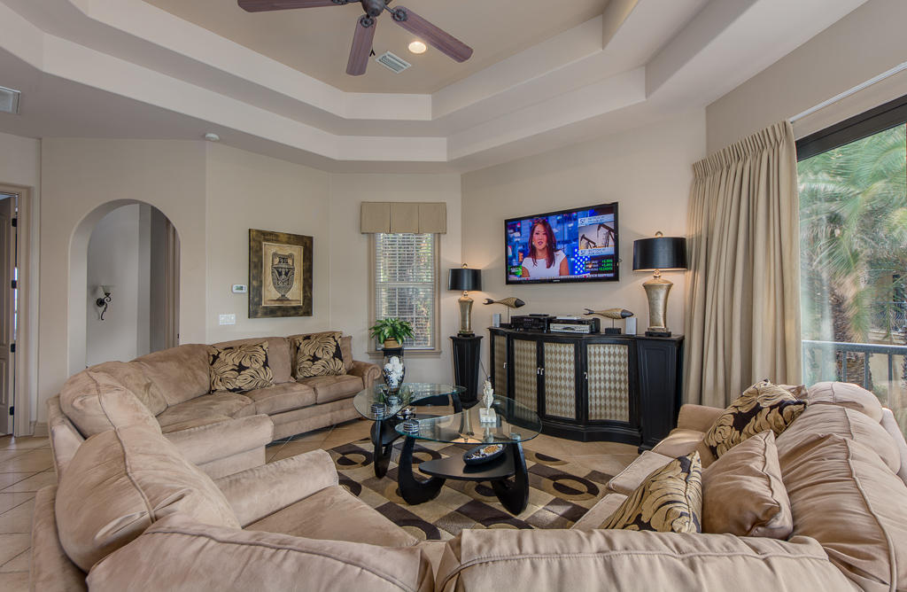 SAINT TROPEZ - Residential