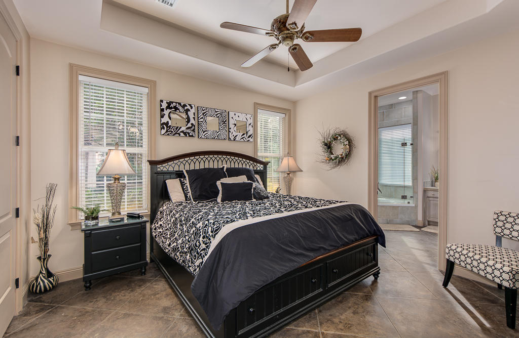 SAINT TROPEZ - Residential