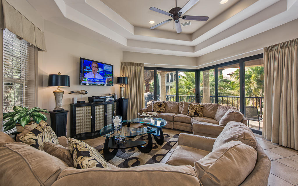 SAINT TROPEZ - Residential