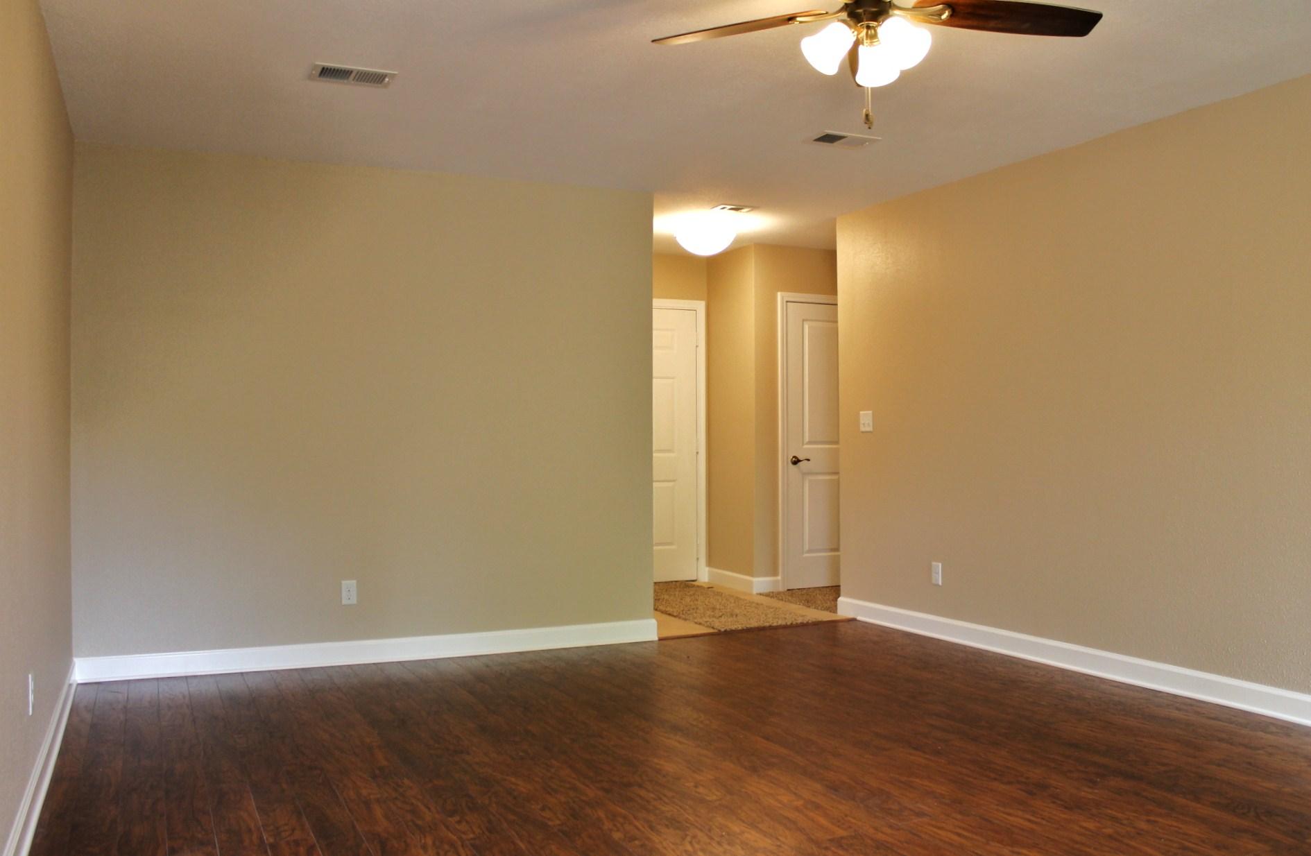 CREEKSIDE 5 - Residential