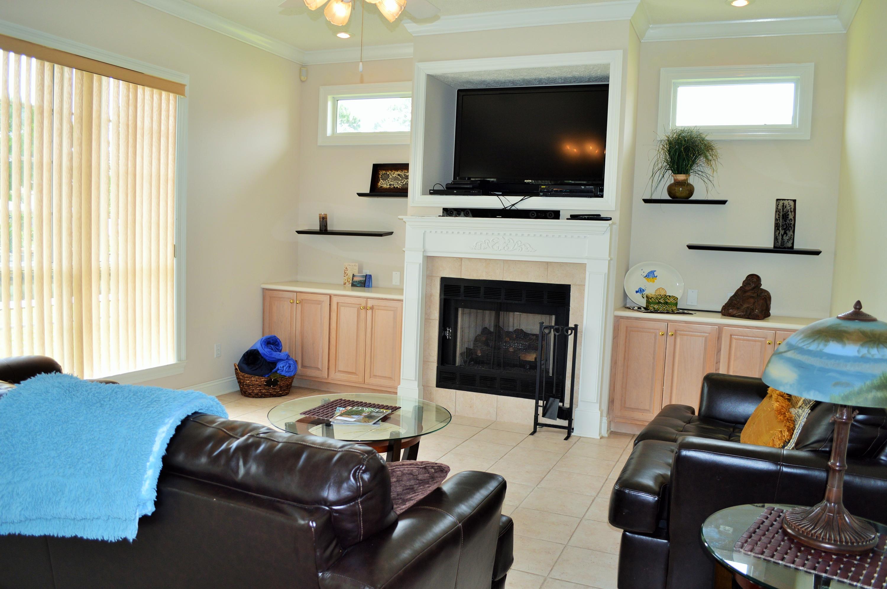 DOLPHIN BAY PH 1 - Residential