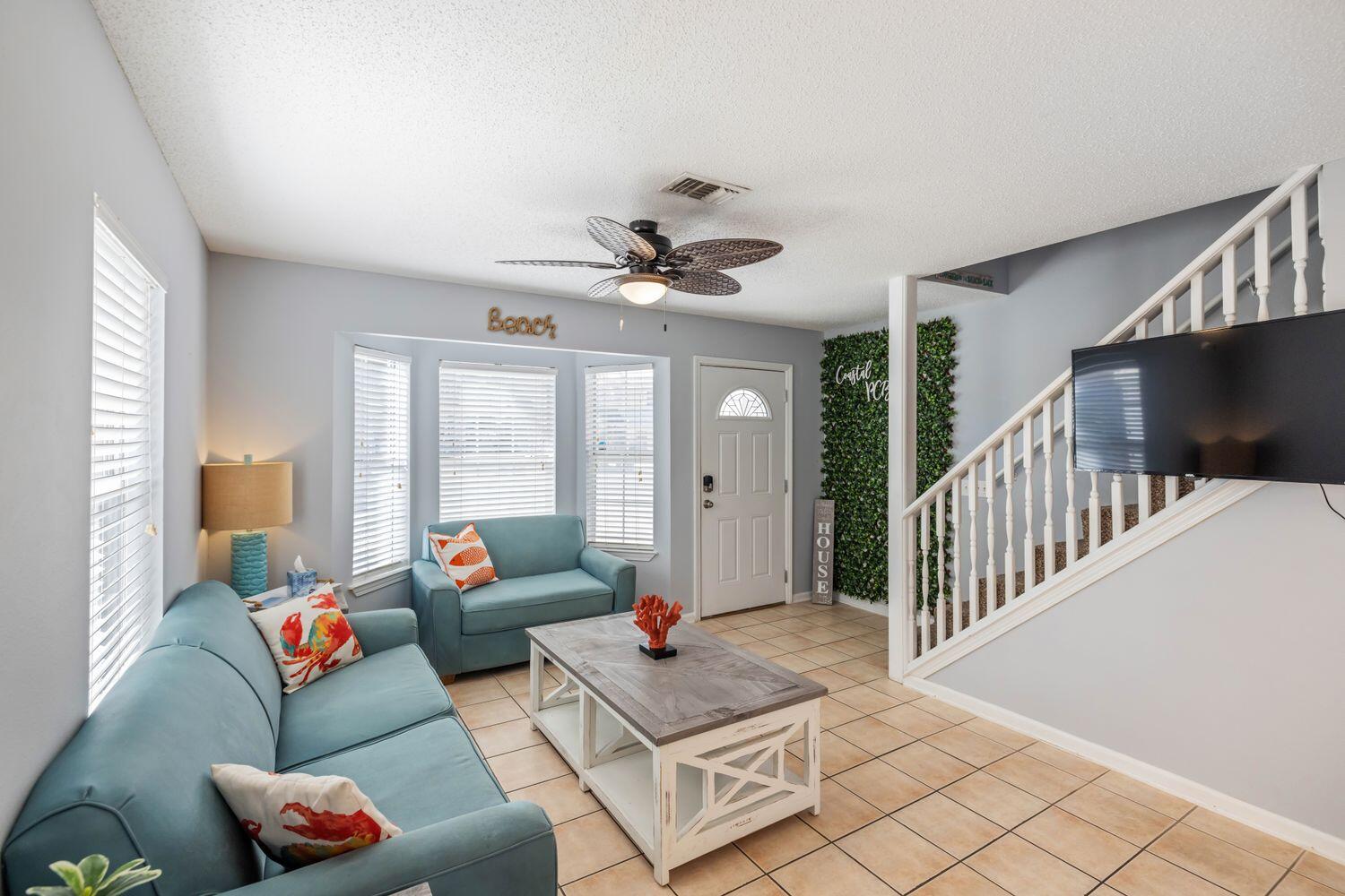 HOLIDAY BEACH UNIT 16 - Residential