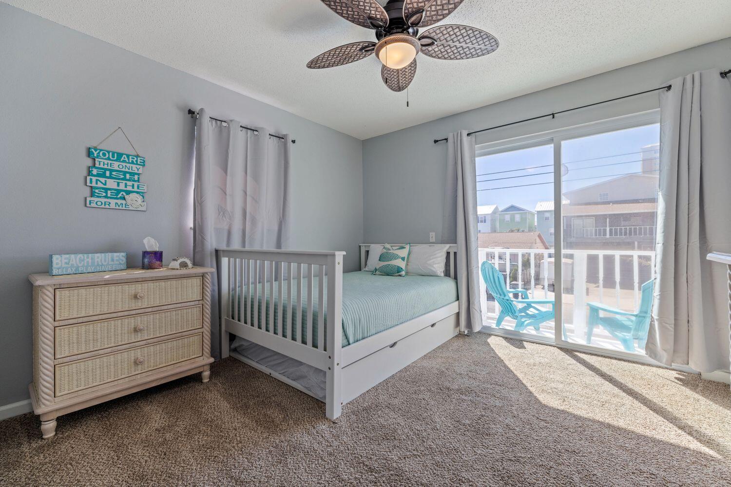 HOLIDAY BEACH UNIT 16 - Residential