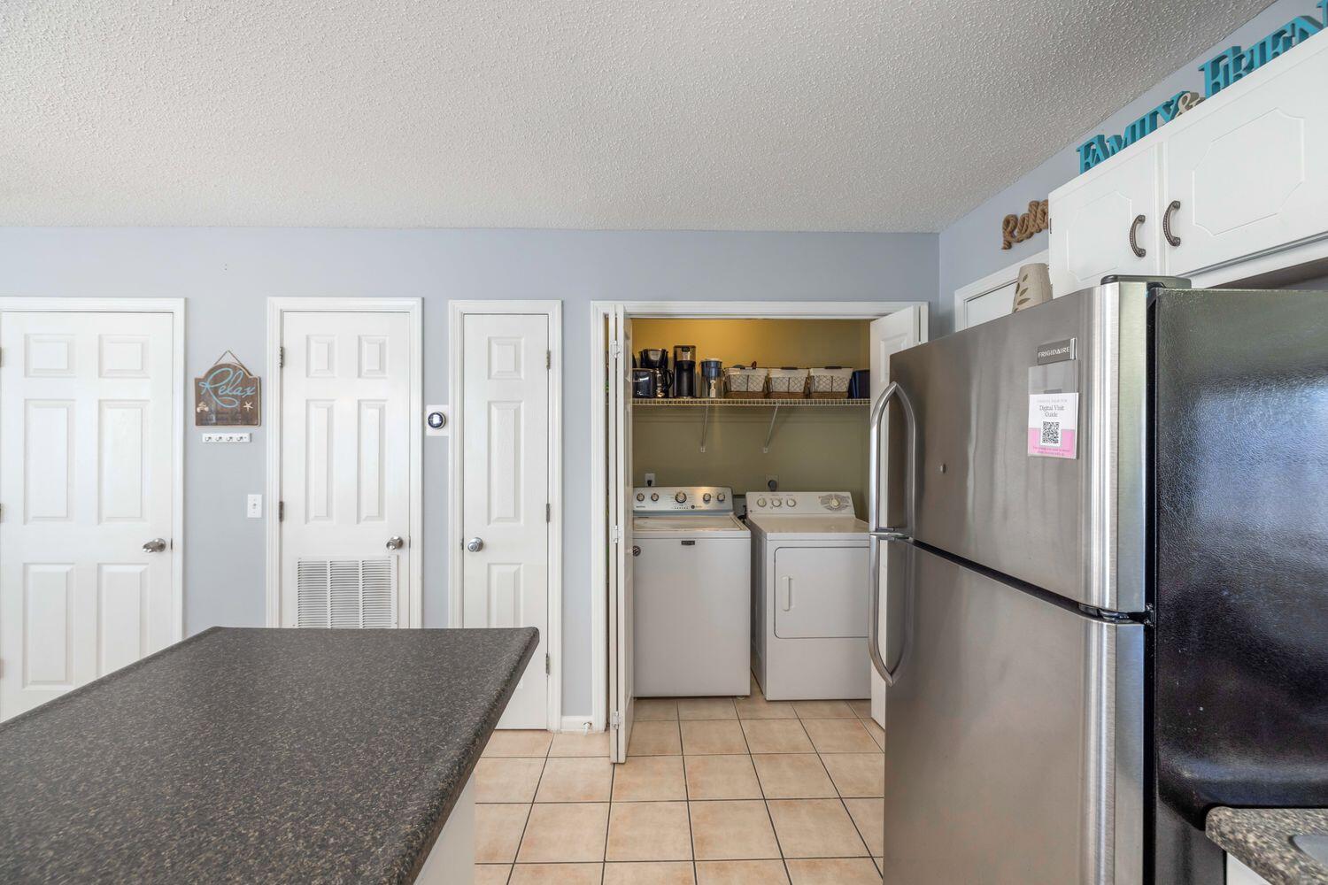 HOLIDAY BEACH UNIT 16 - Residential