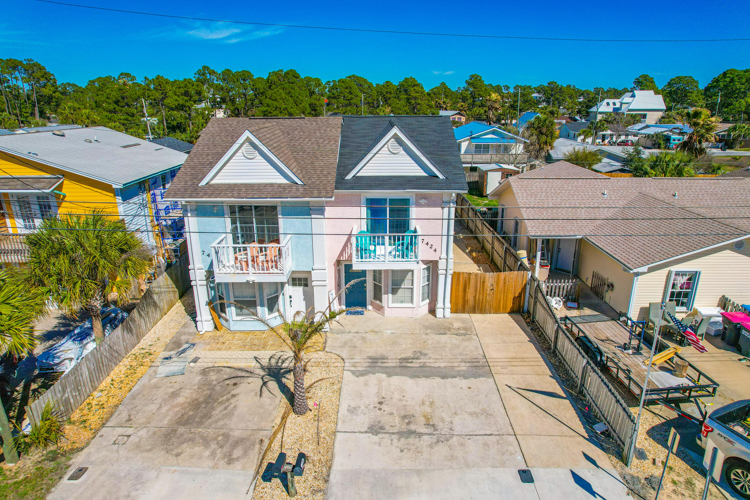 HOLIDAY BEACH UNIT 16 - Residential