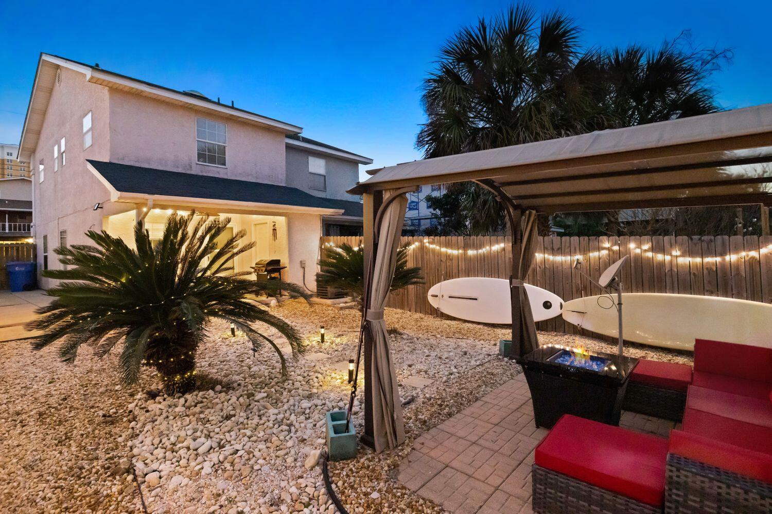 HOLIDAY BEACH UNIT 16 - Residential