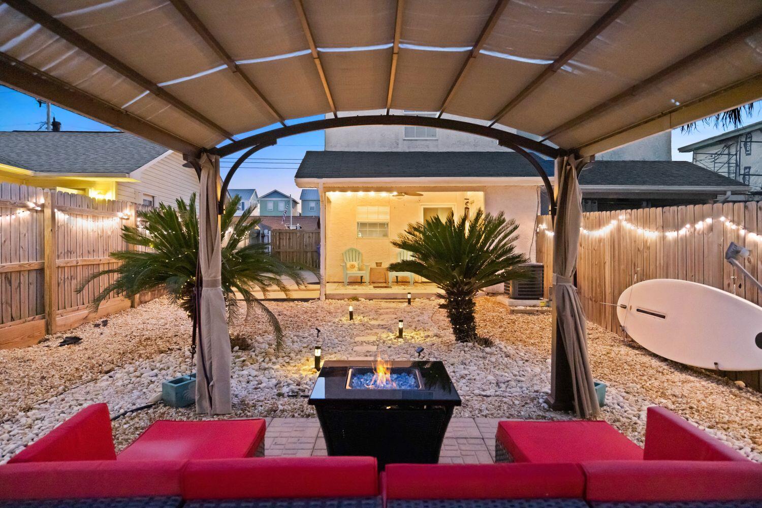 HOLIDAY BEACH UNIT 16 - Residential