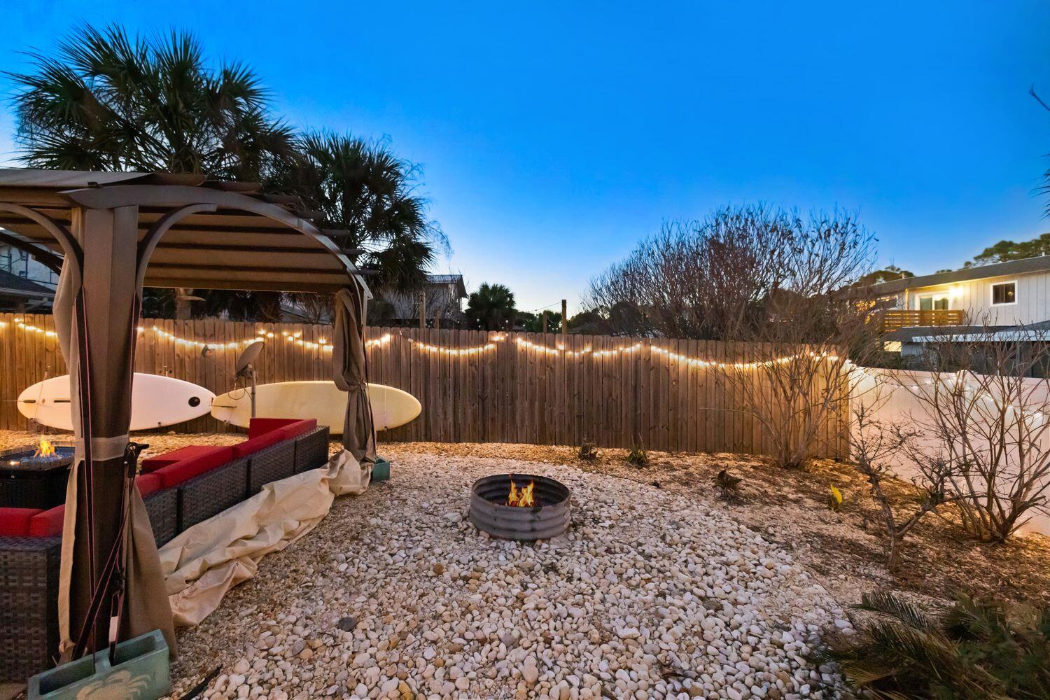 HOLIDAY BEACH UNIT 16 - Residential