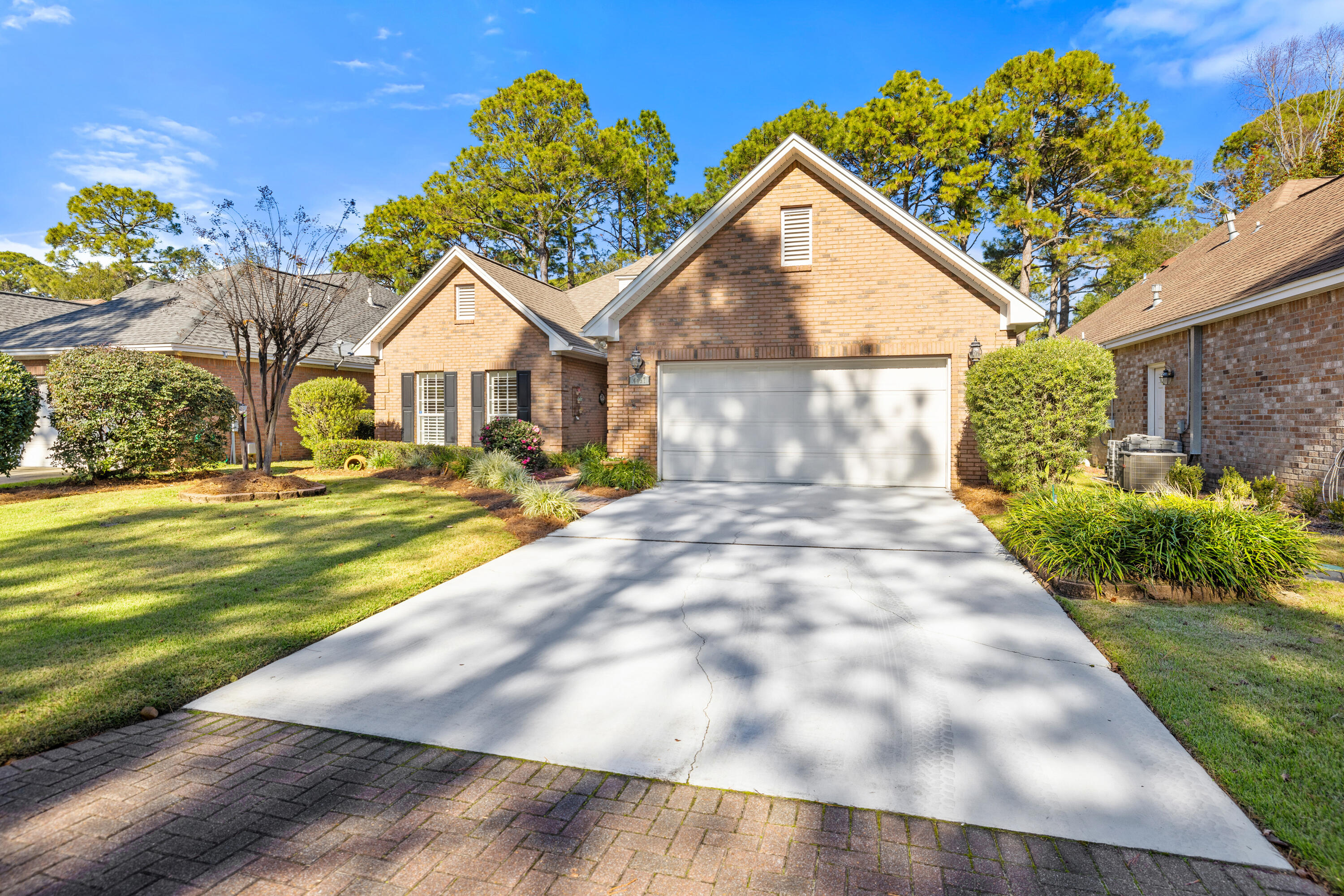 TURNBERRY PLACE - Residential