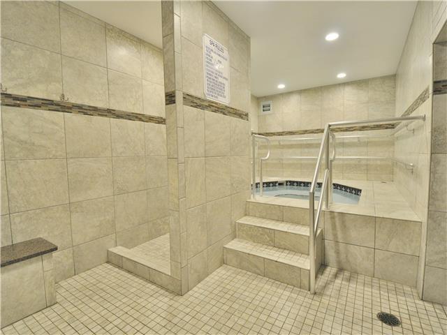 EL MATADOR CONDO - Residential