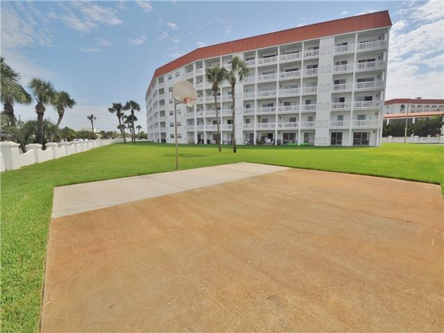 EL MATADOR CONDO - Residential