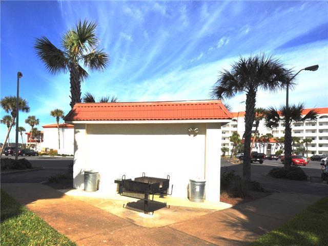 EL MATADOR CONDO - Residential