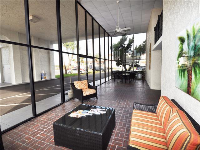 EL MATADOR CONDO - Residential