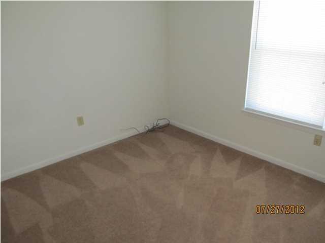 KELLY HILL ESTATES - Residential Lease