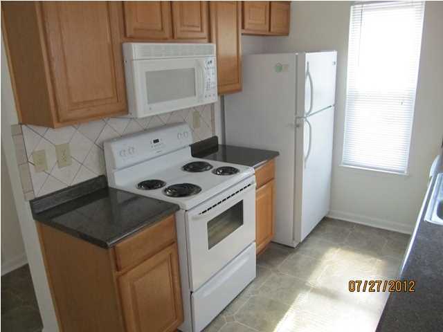 KELLY HILL ESTATES - Residential Lease