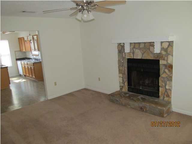 KELLY HILL ESTATES - Residential Lease